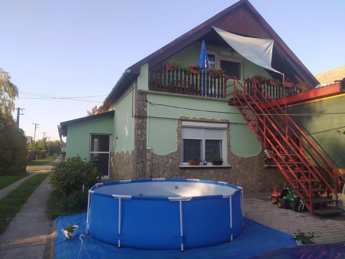 Вилла Etus Vendeghaz Балатонфеньвеш Экстерьер фото